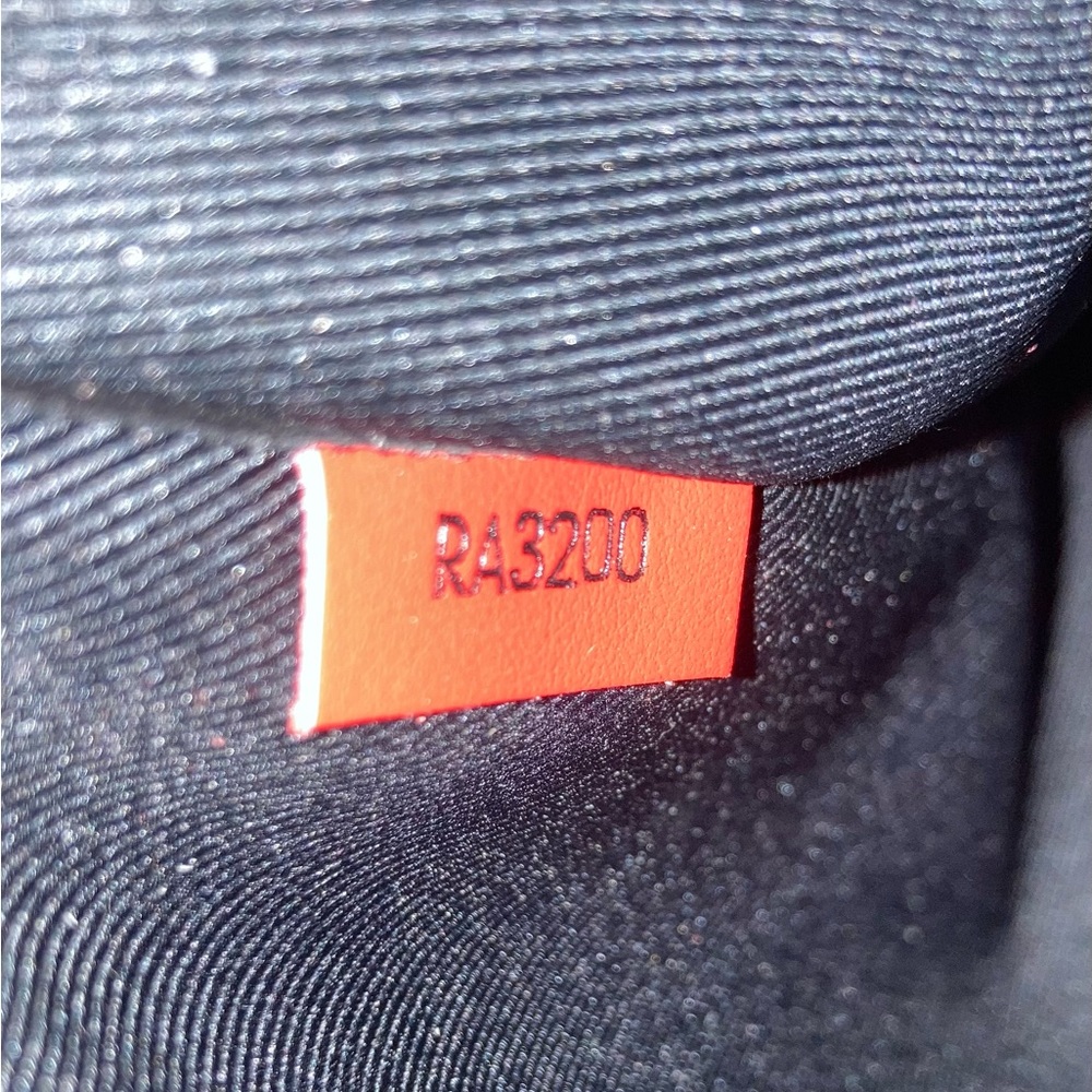 🕹️ Louis Vuitton 🕹️ Monogram A4 Multipocket Pochette Clutch/Laptop Bag NWT - Picture 10 of 16